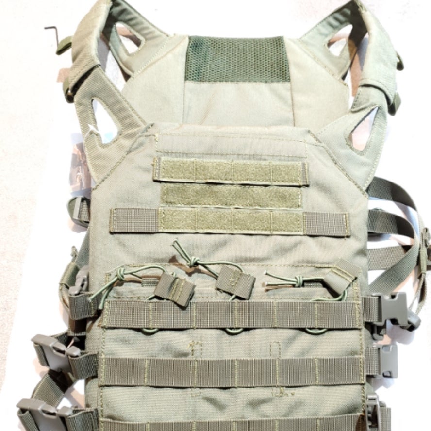 Matrix Level-2 Plate Carrier with Integrated Magazine Pouches